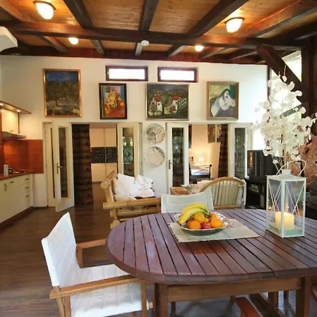 Center Near The Apartment Opatija